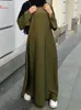 Abbigliamento etnico Moda Raso Sliky Djellaba Abito musulmano Dubai Manica svasata a figura intera Morbido lucido Abaya Dubai Turchia Abito musulmano islamico WY921 230921