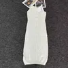 Le créateur de Urban Sexy Dresses Balman a tricoté une lettre évidée avec une robe gilet sans manches à bretelles avec un style élégant et luxueux, nouveau pour l'été 2023 1GIB