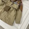 enfants vêtements mode garçon automne outwear manteaux vêtements brwon couleur Angleterre style bébé filles mode tanche manteaux vêtements en gros