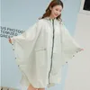 Raincoats Big Size Cloak Raincoat Breattable Women Långt lätt regnrock Poncho Ladies Waterproof Adults 230920