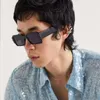 Lunettes de soleil de planche de concepteur avec boîte de mode femme avec plaque de lettre résine lunettes de soleil à cadre carré pour lunettes de cyclisme féminines Adumbral