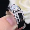 Klusterringar GRA-garanti 0.5-3CT 5.0-9.0mm D VVS1 Moissanite Men Ring Top Quality Wedding Platinum 950 Male 072