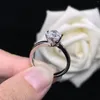 Bagues de cluster Solide 18K Or Blanc Véritable Bague Moissanite Test Test positif Twist Flocon de neige 2CT Engagement pour fiancée