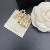 Ohrstecker Verschiedene Vintage-Ohrstecker Sier Designer-Taschenohrring Buchstaben Schmuck Frauen Vergoldeter Diamant Valentinstag Hochzeitsgeschenke Rückengurt Buchstabendruck