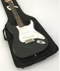 ST-STD/BLK/2007 2010/Standard/Electric Guitar som samma av bilderna