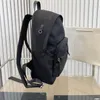 Роскошные мужчины Новый нейлоновый рюкзак Винтажный классический нейлоновый мешок для перекрестного телека