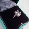 Top -Qualität Emerald Cut 2CT Mosan Diamond CZ Ring 925 Sterling Silber Versprechen Verlobungszeiten Moissanit Ringe für Frauen Edelstein -Party -Schmuckgeschenk