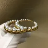 Ny produktlansering Pearl Designer Letter Brosch Charm Lady Jewely Lady Pin Party Gift Chest269o