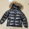 Parkas pour hommes Veste en nylon pour hommes Manteau court d'hiver Poignets élastiques chauds Poche à capuche Coupe-vent Vêtements d'extérieur X0921