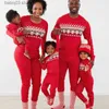 Familjsmatchande kläder Ny 2023 julklapp för familjematchande outfit mamma dotter pappa son baby tryck pyjamas set 2 stycken kostym sömnkläder xmas look t230921