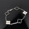 Van Clover braceletLuxury Clover High Grade Bracelet Designer Jewellery Ladies Love Charm Jewellery Christmas Gift with box