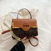 Moda medu borse a tracolla dipinte borsa da donna co-branded design flip Bag borsa firmata F mini borse da donna jacquard