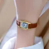 Bilek saatleri kadınlar küçük kuvars izle dikdörtgen tonneau orologio roman sayısı sayısı kadran lüks saat moda bayanlar vintage bilek saati