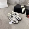 Lässige Schuhe Andere Schuhe Casual Schuhe Große flippende Zunge flüssige Silber Trainingschuhe für Paare runden Kopf Casual Cricket Schuhe Sneakersynchisheendibags