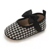 Primi camminatori Primavera Autunno Bambino Scarpe da bambino Carino Fiocco Plaid Principessa Bambini Gilrs Traspirante Festa di ballo 6 12 18M