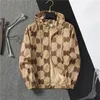 23 Cappotti da uomo firmati Giacca streetwear di lusso Autunno inverno Abbigliamento sportivo da baseball Slim Stylist Giacca a vento da uomo a righe Capispalla