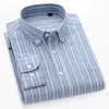 Camisas casuales para hombres Camisa de manga larga Oxford a rayas de algodón para hombres Cuello de botón Cuidado fácil Calidad Ropa masculina de negocios Oficina de trabajo