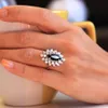 Pierścienie ślubne Laxury 1 5ct 12x6mm czarny markizowy pierścień solaryt z okrągłym genialnym halo laboratoryjnym dla kobiet 230921