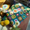 Cobertores Coloridos Daisy Handmade Crochet Cobertor Gancho Toalha de Mesa Moda Tapete Yoga Bolster Almofada Festa Crochet Table Mat HKD230922