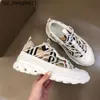 Nieuwe 23ss Uitstekende Designer Casuak Schoenen Klassieke Geruite Sneakers Katoen Gestreepte Trainer Rubberen Zool Outdoor Sneakers Vintage Platform Trainers Schoenen