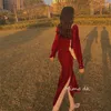 Ropa étnica Vino chino Vestidos de terciopelo rojo Vestido de cheongsam mejorado Mini falda de cintura delgada Bolsa de hendidura Cadera Sexy Retro Fiesta de noche Qipao