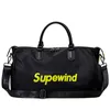 Ny kortavstånd resväska kvinnors handväska skor multi syfte sport fitness axel väska mäns lätta träning väska resa 230915