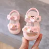 Första Walkers Baby Girl Sandals vår och sommar 0-1-2 år gammal mjuk botten småbarnskor prinsessa flickor non-slip