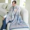 Halsdukar Fashion Autumn Winter Scarf Top Super Pure Cashmere Thick Womens Soft Tassel Style Shawl Luxury Scarves Headscarf Size 65*190cm Pashmina X0922