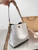 Balde de mão de mão de um ombro com um ombro com litchi padrão feminino compras de moda bolsas de couro bolsa hobo saco crossbody mensager bolsa de designer de luxo