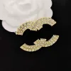 Gold Pins Designer Brooches Stamp Clothing Jewelry Fashion Pearl 18K Gold Plated Mens Womens Brand Double Letter Pendant Brooch Sweater Suit Brought Pin