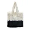 Borsa di moda di grandi dimensioni di lusso in pelliccia sintetica Lady Designer Fluffy Soft Plush Shopping Bag Keep Warm Winter Sac2023 220923