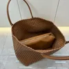 Cabat Weave Tote Shopping Bag Grands sacs à main Sac à main Zipper Liner Véritable Cuir Designer Légumes Panier Sacs à bandoulière Poche perforée