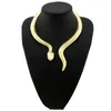 Sautoirs Serpent avec alliage barre incurvée conception collier ras du cou collier pour femmes imitation perle déclaration collier bijoux de fête UKMOC 230921