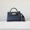 A Kaily Luxury Bag 2023 Automne Hiver Nouveau Couture À La Main En Cuir Epsom Deuxième Génération Modèle De Paume En Cuir De Vachette À Épaule Unique Croix Oblique 60NU