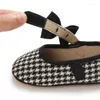 Primi camminatori Primavera Autunno Bambino Scarpe da bambino Carino Fiocco Plaid Principessa Bambini Gilrs Traspirante Festa di ballo 6 12 18M