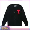 Marque de mode Version correcte lettre d'amour Cardigan tricoté pull étoile correspondant Couple manteau