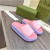Дизайнерские тапочки Роскошные сандалии Подушка для бассейна Комфортные шлепанцы Горки на платформе Сандалии для женщин Летняя обувь из натуральной кожи с коробкой NvwlXO