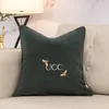 Mens Cotton Designers Fashion Throw Pillows High Quality Cushion Household Items Decorative Letter Printed Home Furnishings Womens Oreiller 588