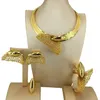 Set di gioielli da sposa Ultimo materiale in rame Collana girocollo Stile semplice Moda Donna Set placcato oro brasiliano FHK15383 230922