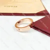 Anel de casal clássico anéis de luxo para mulheres designer clássico carta anel de noivado de alta qualidade jóias presente de natal