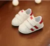 Första Walkers Classic Kids Boy Girl Floor Shoes Autumn Fashion Pu Stripe Non-Slip Soft Toddlers Shoes 0-3T