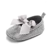 Chaussures de luxe avec nœud en Zircon pour filles, accessoires de photographie brillants pour bébé, baptême, doux et confortables, pour nourrissons, 2023