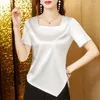 Kvinnors T-skjortor Spring Summer Women Clothing Satin T-shirt Korean Elegant Luxury Short Sleeve Square Neck Topps Oregelbundna solida lösa tees