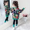 Set di abbigliamento 2022 Nuovi vestiti per bambini Vestito per ragazze Autunno Moda Casual Lettera per bambini grandi Maglione + Leggings Set in due pezzi 230927