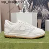 Nouveau 23ss Designer chaussures chaussures de planche décontractées baskets chaussures de skateboard confortables designer chaud noir blanc couleur unie femmes chaussures pour hommes