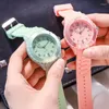 Armbanduhren Candy Paar Quarz Digitaluhr Mode frische Frauen Uhren Sport elektronische Armbanduhr Uhren