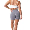 Pantaloncini attivi NVGTN Seamless Pro da donna Scrunch da allenamento a vita alta intensificano la corsa, lo yoga, la palestra