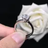 Pierścienie klastra Prawdziwy 18K Wymowy pierścień biżuterii 1 d Moissanite Diamentowy płatek śniegu Białe złoto AU750 Kobieta