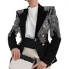 女性のスーツカラフルな長袖女性ブレザー右角肩二胸肉秋のオールスタイルストライププリントドレスアップレディーコート