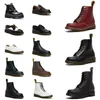 Doc martens designer stövlar korta dr martins mens kvinnor marten läder grön brun vinter snö australiska stövlar klassiska 8 ögon skor svart vit boot plattform